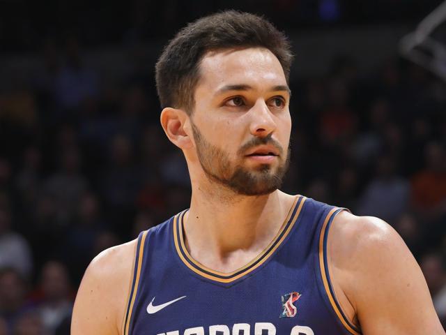 “九游app_ 场外故事：NBA明星的超凡趣味爱好”，nba场边明星