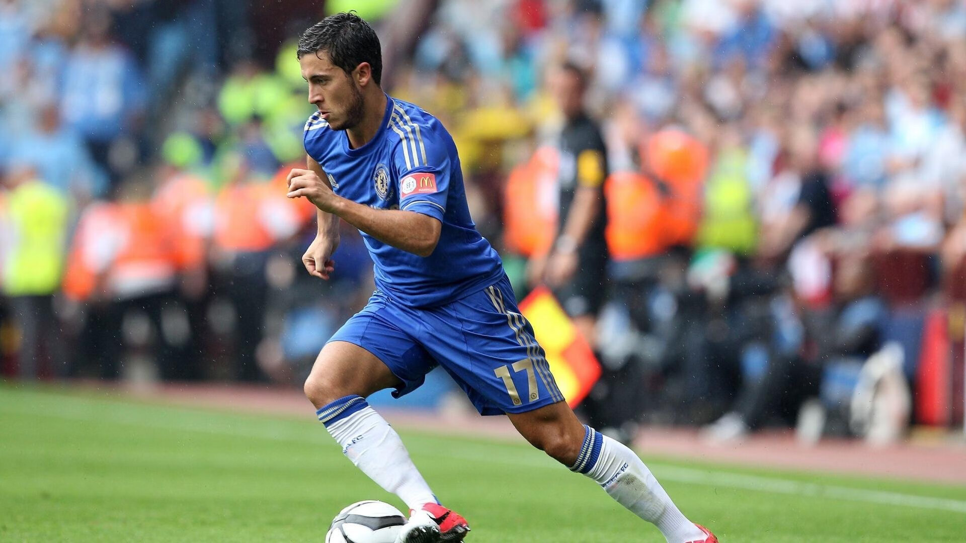 九游游戏中心下载-球员成名记：本赛季的爆发之星，球星成长礼包是啥